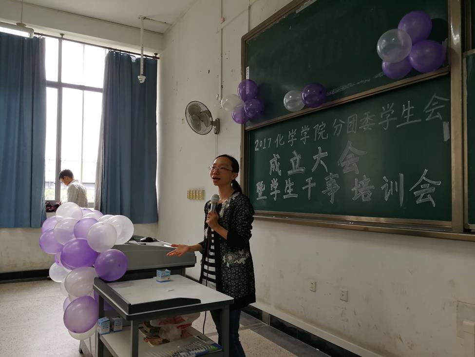 偷拍性爱