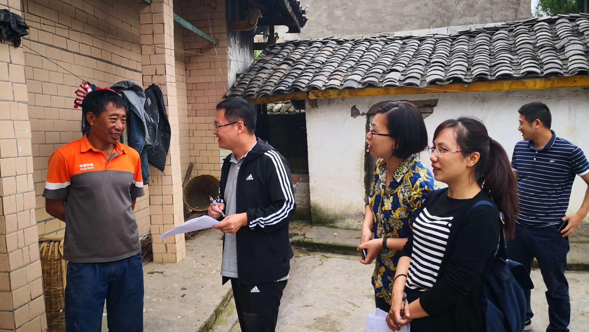 偷拍性爱