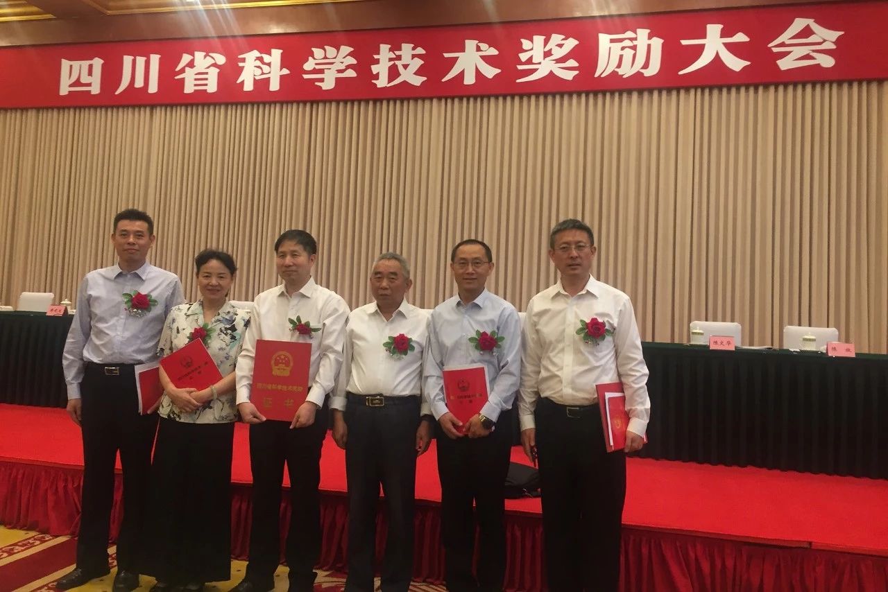 偷拍性爱