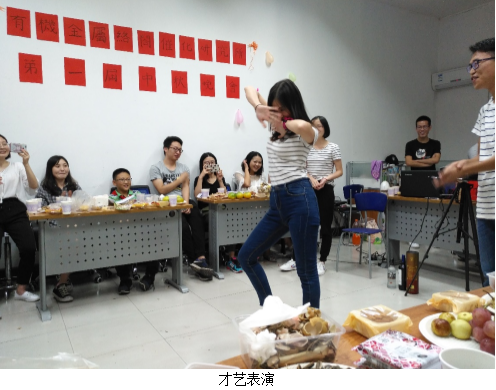 偷拍性爱